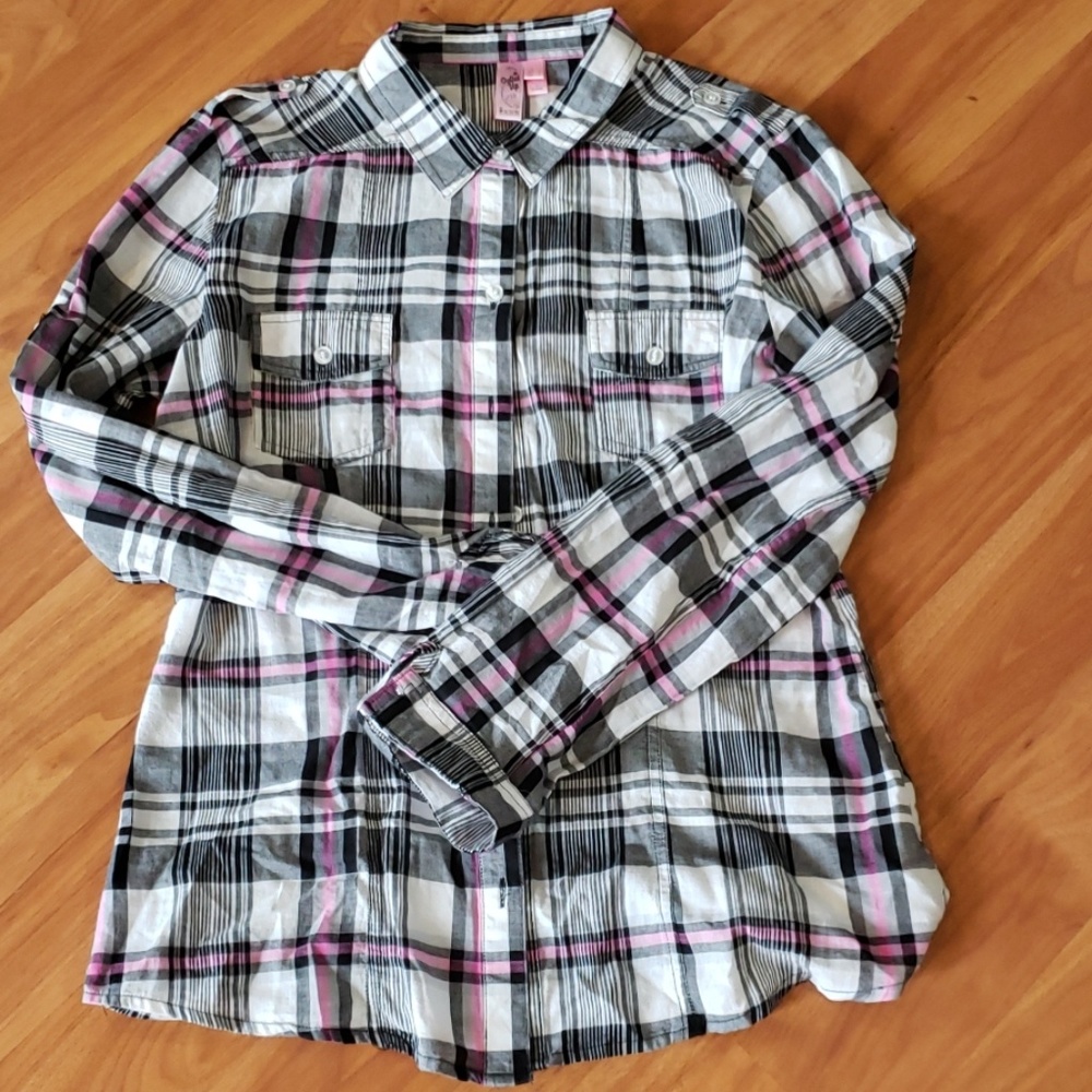Dolled up girls button down